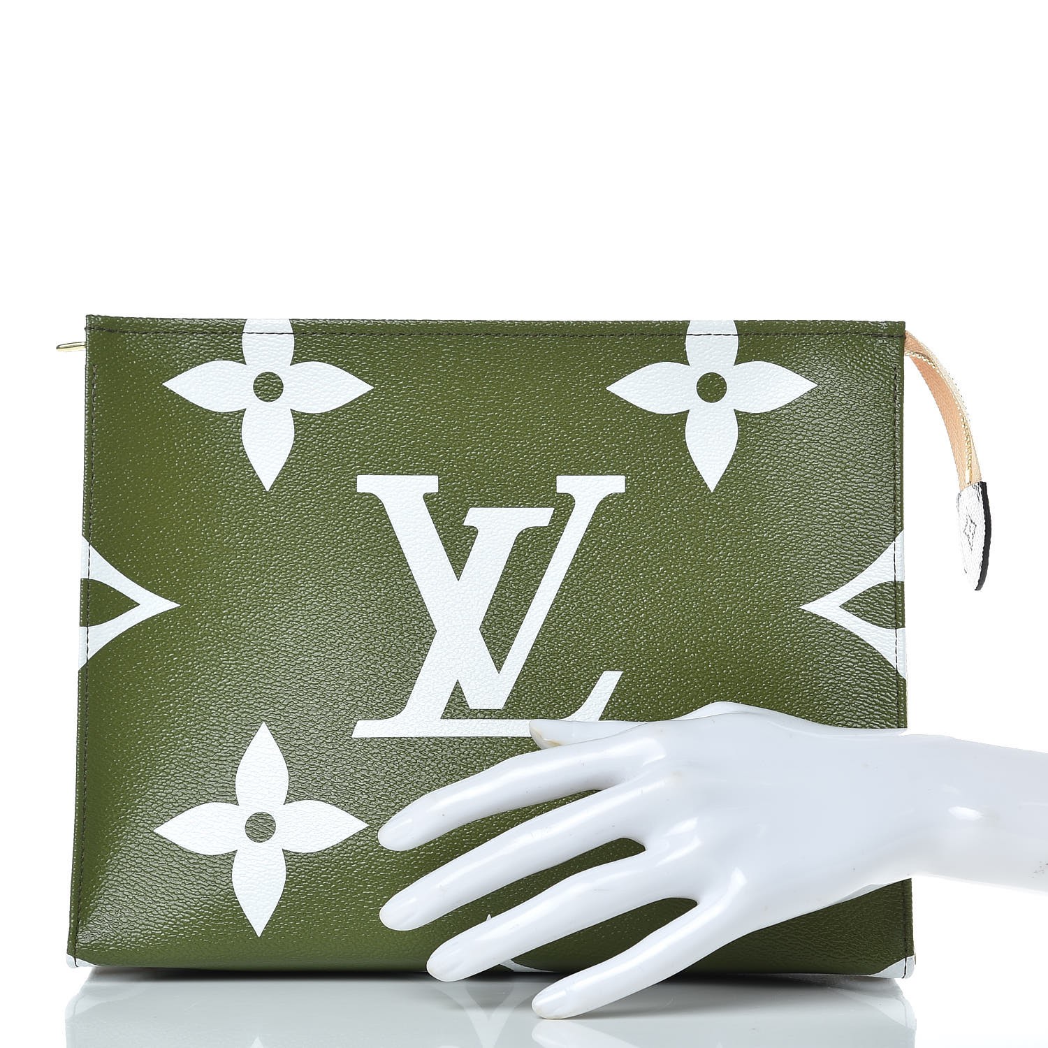 Louis Vuitton Monogram Giant Toiletry Pouch 26 Kaki