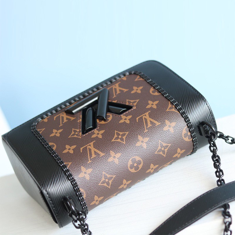 Louis Vuitton Twist MM