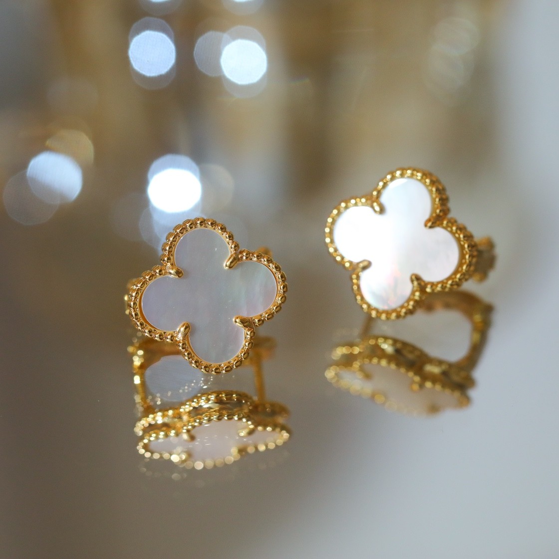 Van Cleef & Arpels Vintage Alhambra Earrings Yellow Gold, Mother