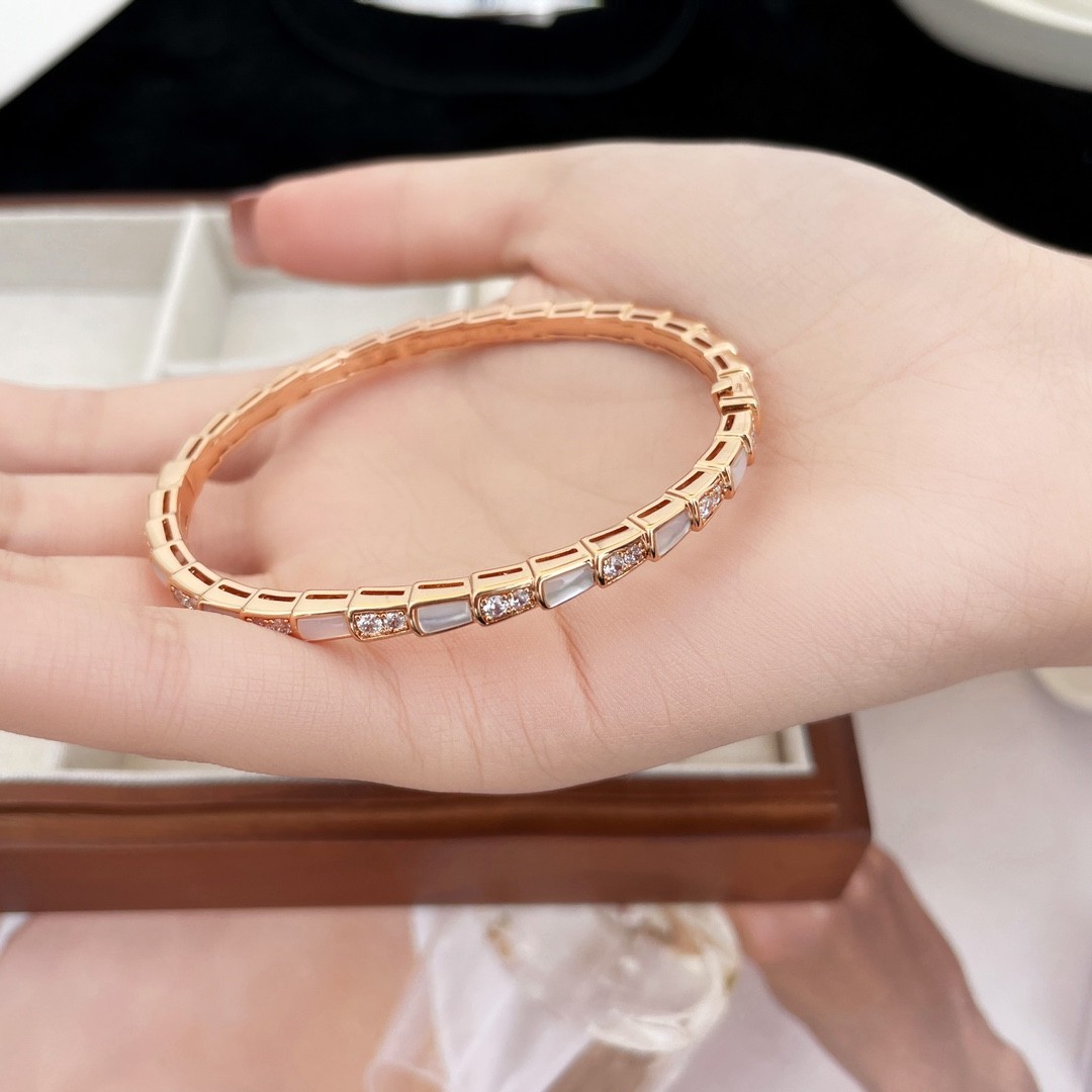 Bvlgari SERPENTI VIPER Bracelet Rose Gold with Pave Diamonds and