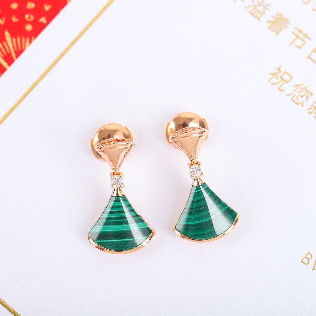 Bulgari Diva's DREAM Earrings Rose Gold With Malachite and Diamo