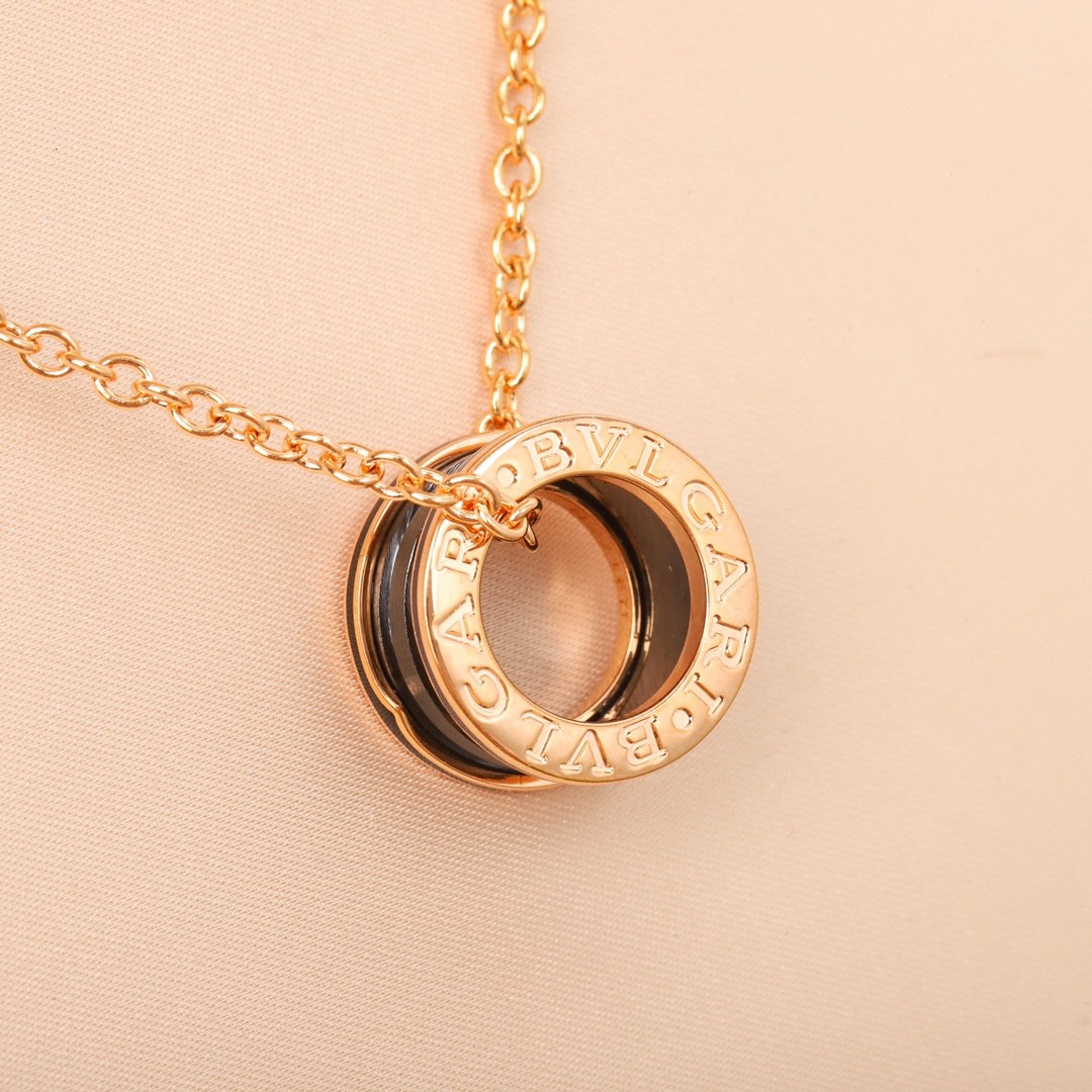 Bvlgari B.zero1 Pendant Necklace Rose Gold with Matte Black Cera