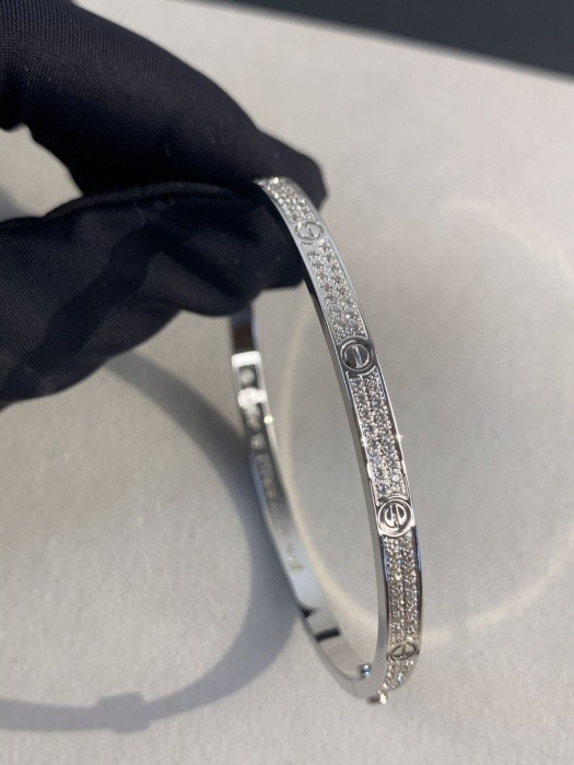 Cartier Love Bracelet Small Model Diamond Paved